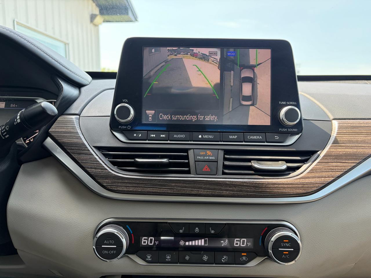 Nissan Altima 2.5 Platinum AWD Sedan 2021
