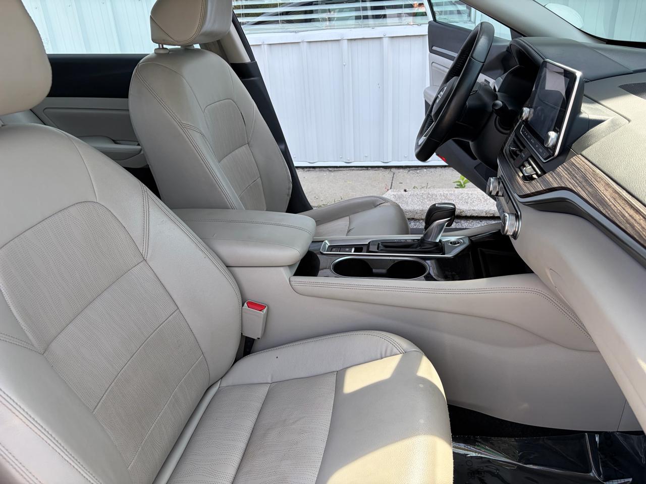 Nissan Altima 2.5 Platinum AWD Sedan 2021