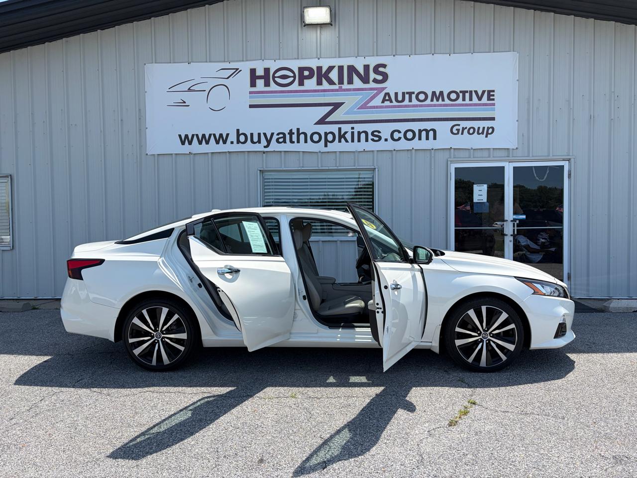 Nissan Altima 2.5 Platinum AWD Sedan 2021