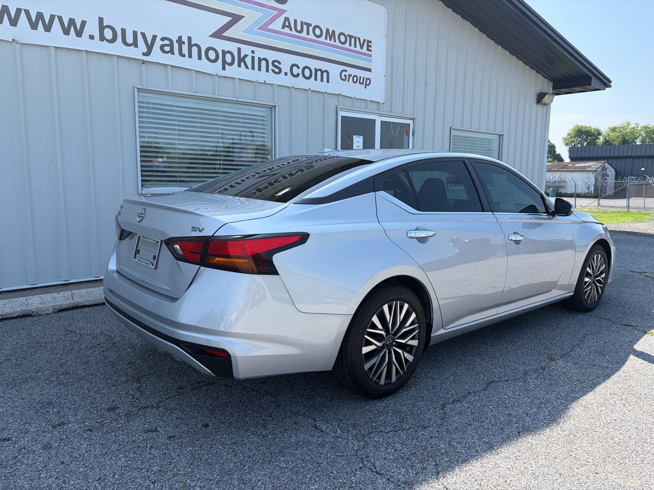 Nissan Altima 2.5 SV Sedan 2023