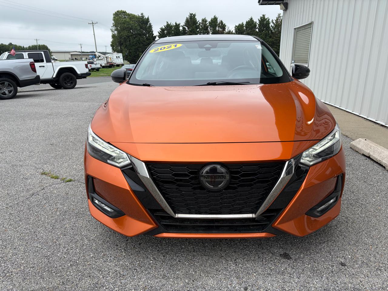 Nissan Sentra SR CVT 2021