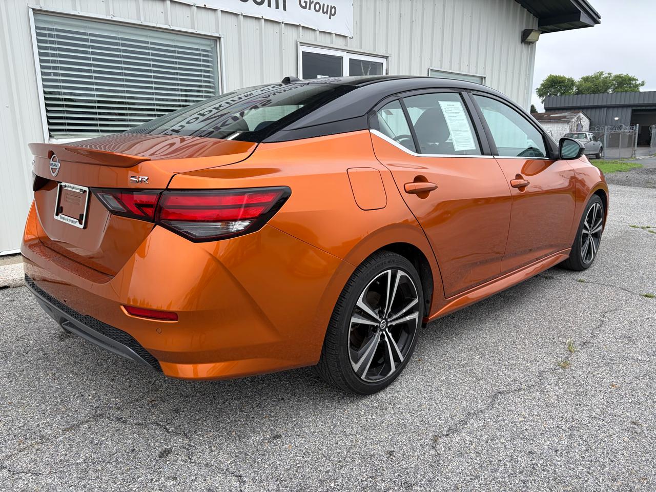 Nissan Sentra SR CVT 2021