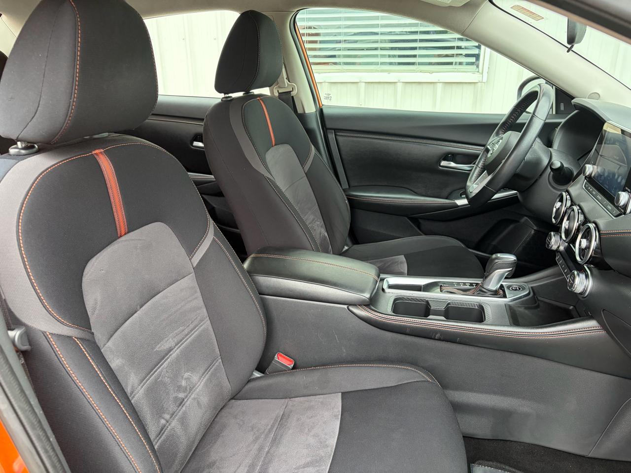 Nissan Sentra SR CVT 2021