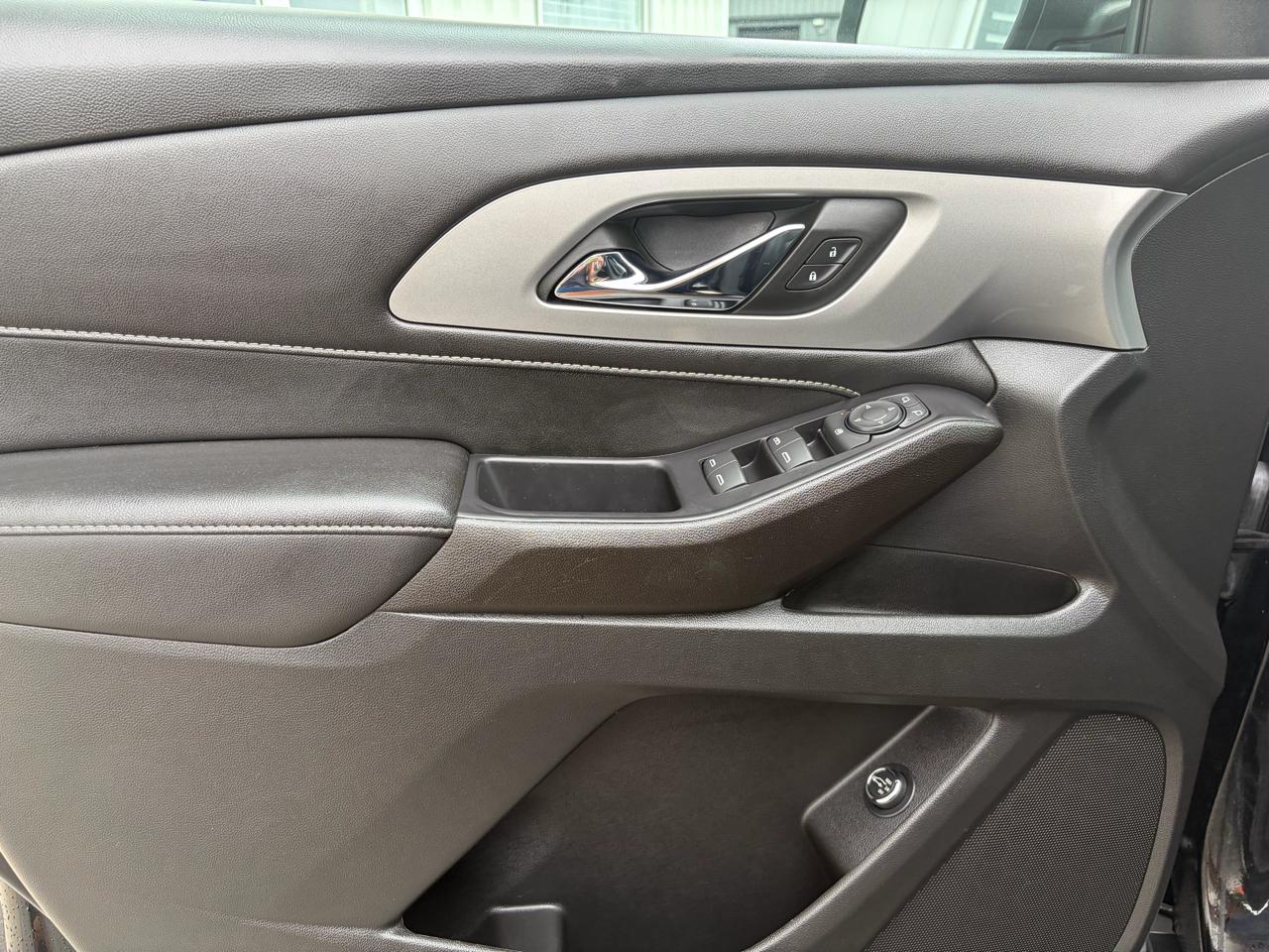 Chevrolet Traverse AWD 4dr LT Leather 2022