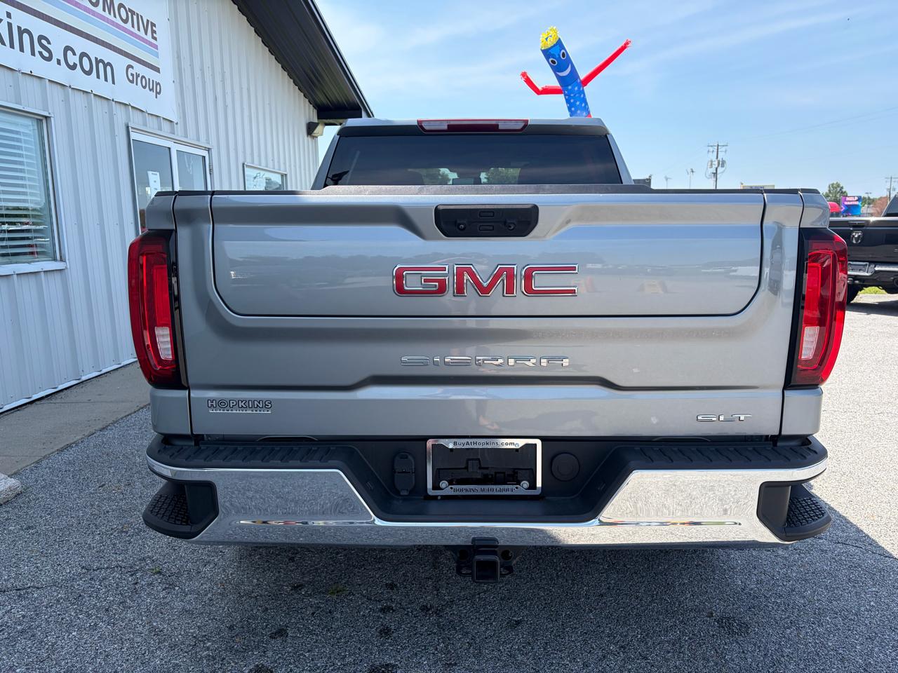 GMC Sierra 1500 4WD Crew Cab 147" SLT 2024