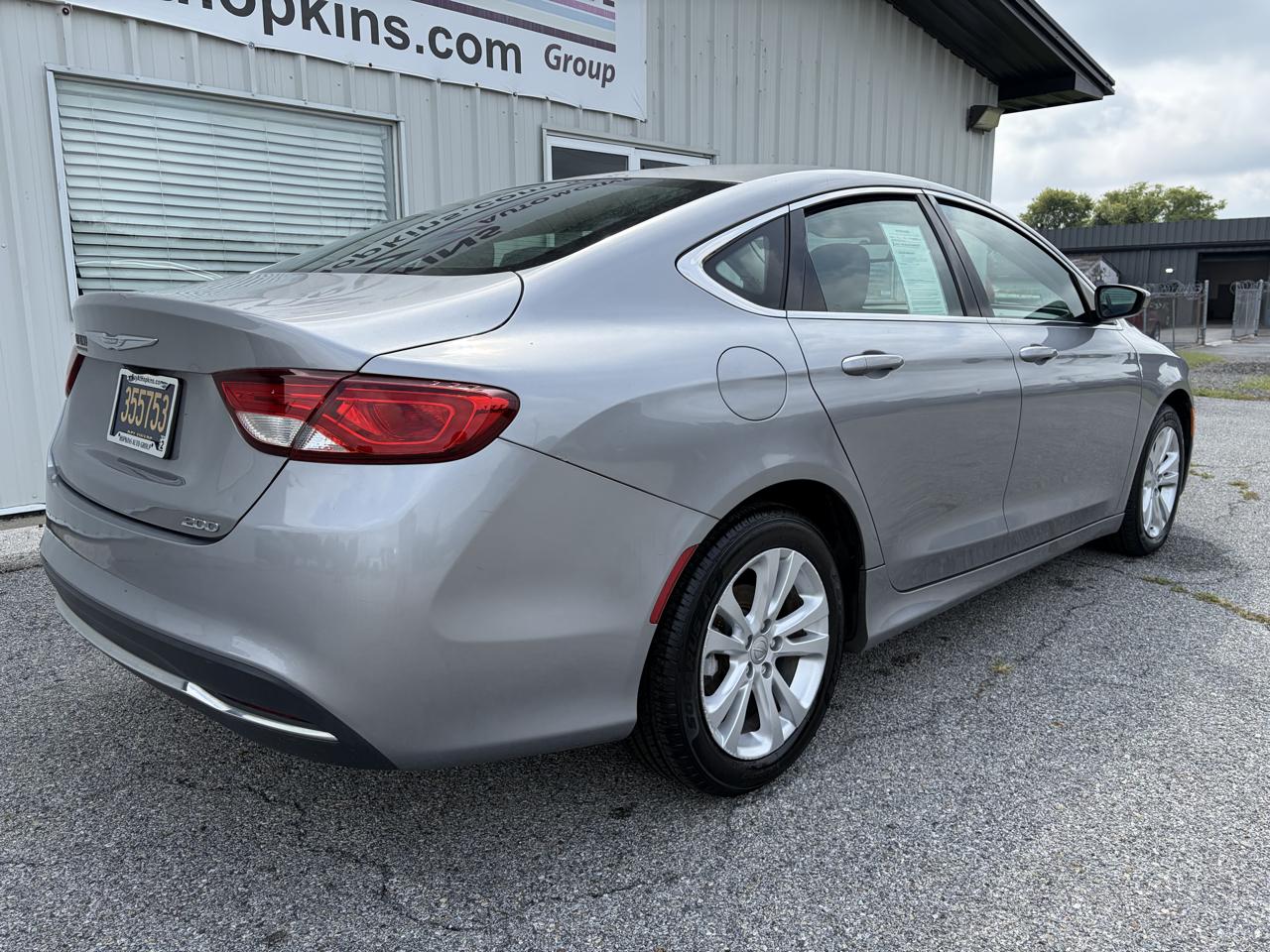 Chrysler 200  2016