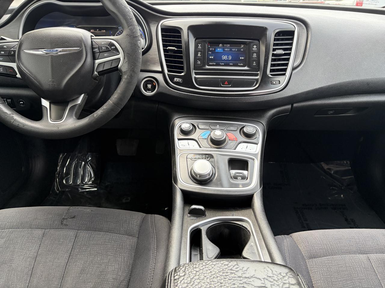 Chrysler 200  2016