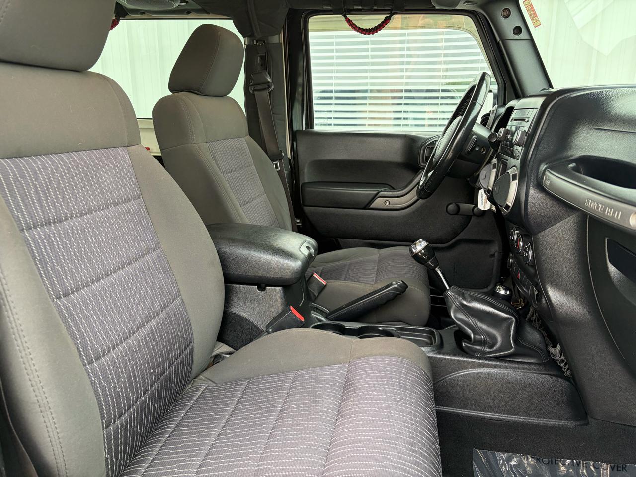 Jeep Wrangler 4WD 2dr Sport 2012