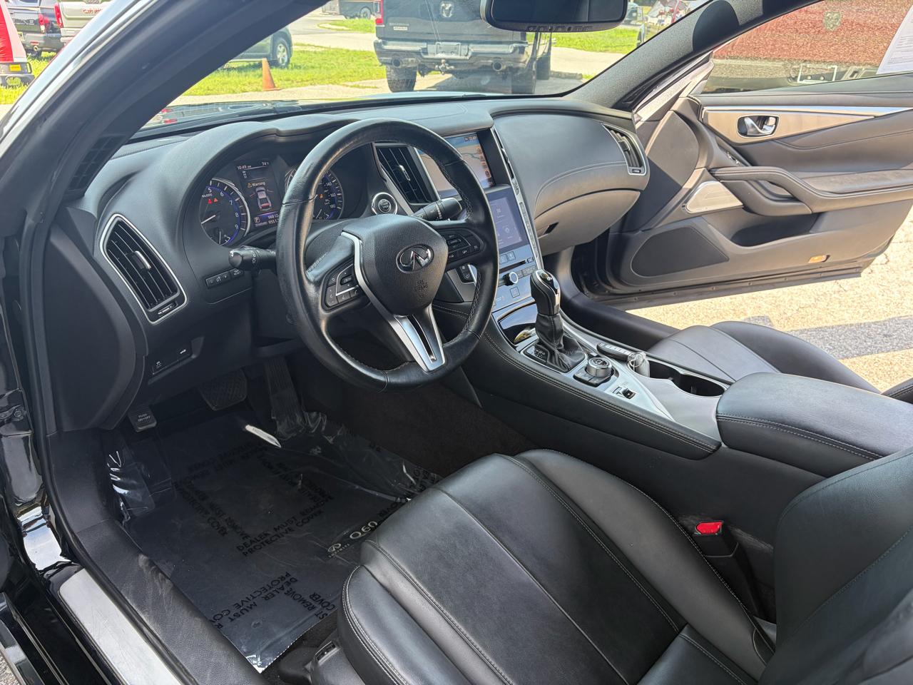 Infiniti Q60 3.0t LUXE AWD 2019