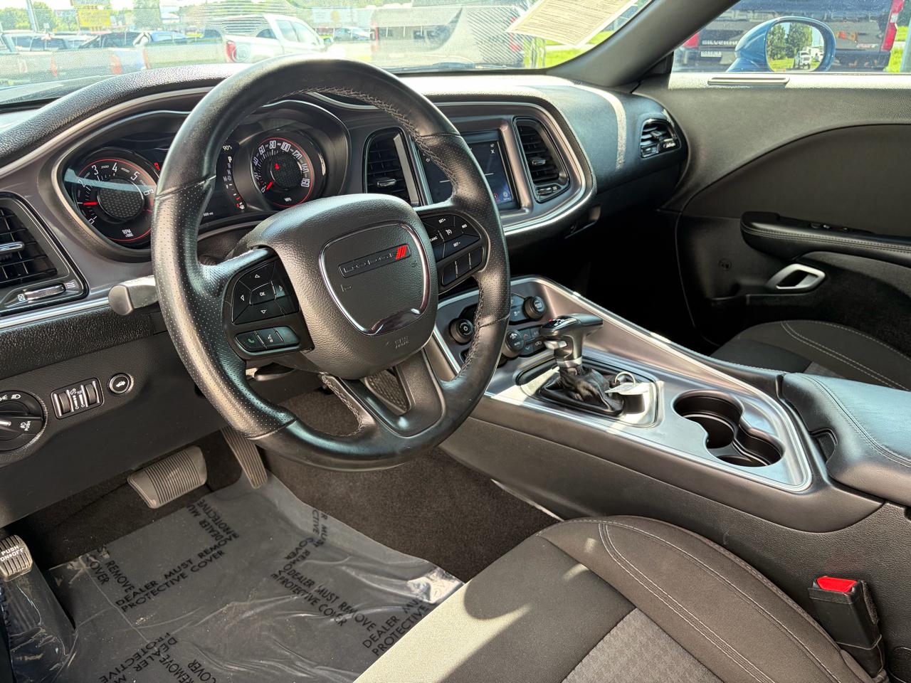 Dodge Challenger SXT RWD 2020