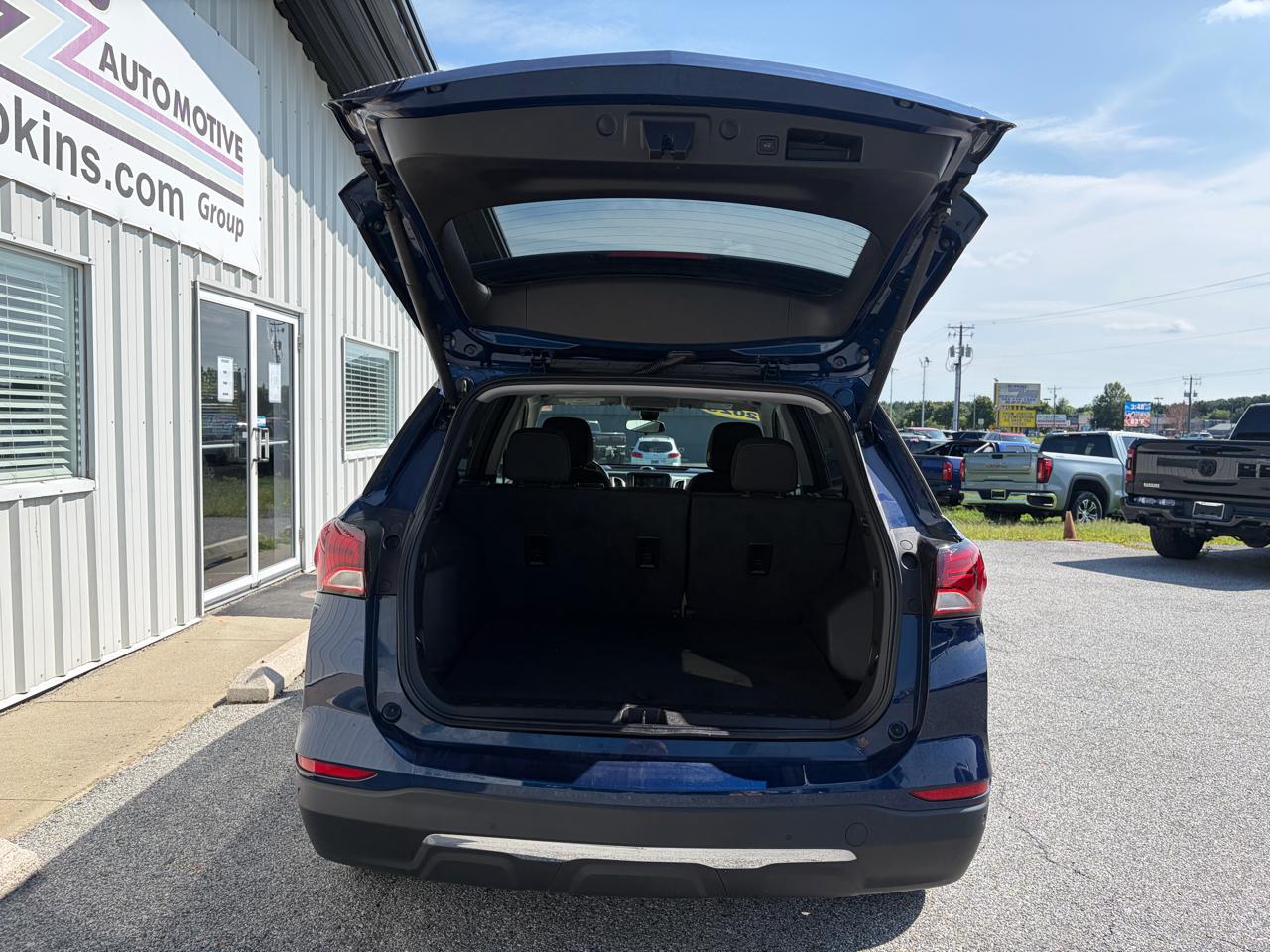 Chevrolet Equinox FWD 4dr LT w/1LT 2023