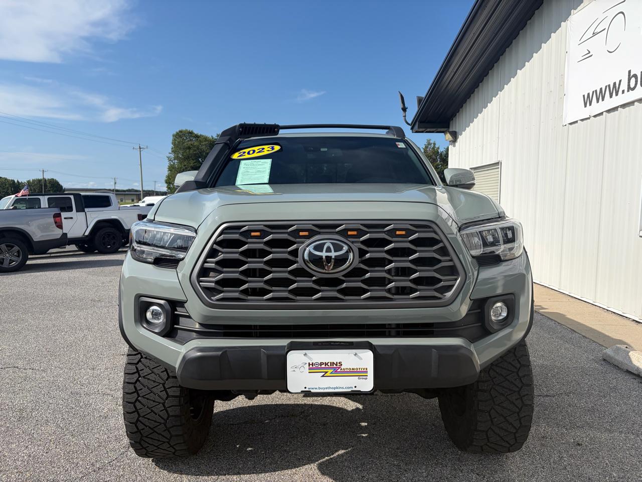 Toyota Tacoma 4WD TRD Off Road Double Cab 6' Bed V6 AT (Natl) 2023