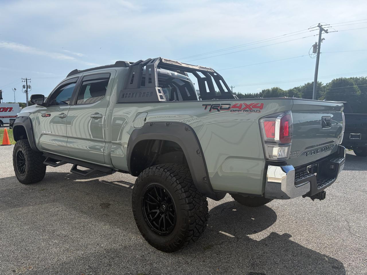 Toyota Tacoma 4WD TRD Off Road Double Cab 6' Bed V6 AT (Natl) 2023