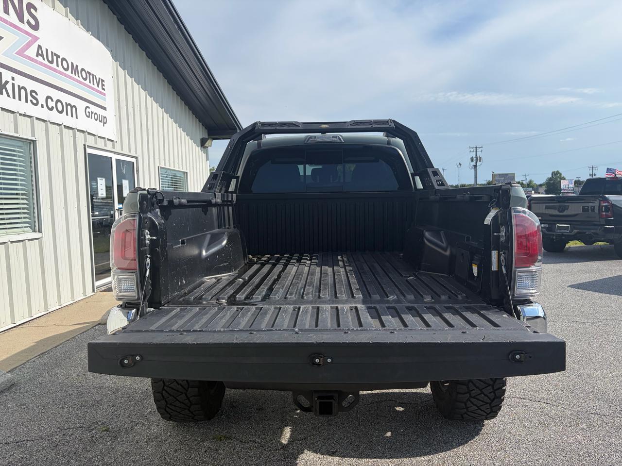Toyota Tacoma 4WD TRD Off Road Double Cab 6' Bed V6 AT (Natl) 2023
