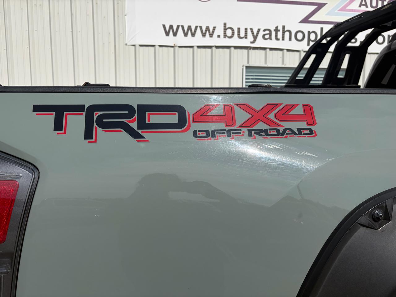 Toyota Tacoma 4WD TRD Off Road Double Cab 6' Bed V6 AT (Natl) 2023