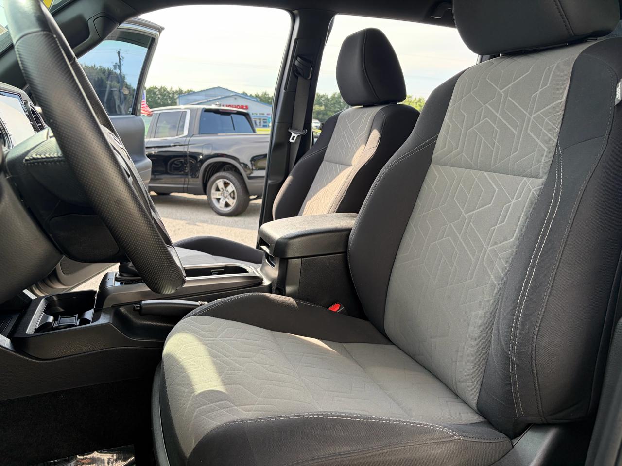 Toyota Tacoma 4WD TRD Off Road Double Cab 6' Bed V6 AT (Natl) 2023