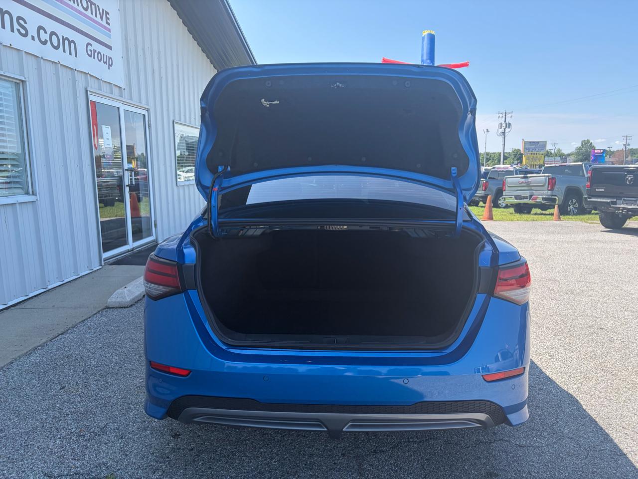 Nissan Sentra SR CVT 2023