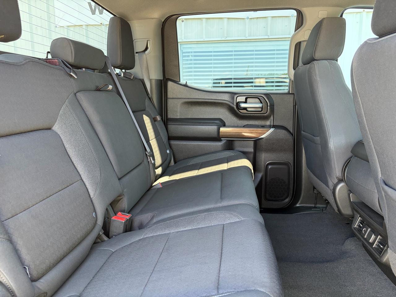 Chevrolet Silverado 1500 4WD Crew Cab 147" RST 2020