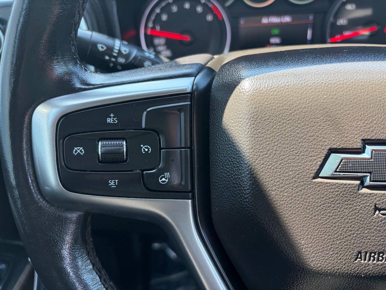 Chevrolet Silverado 1500 4WD Crew Cab 147" RST 2020