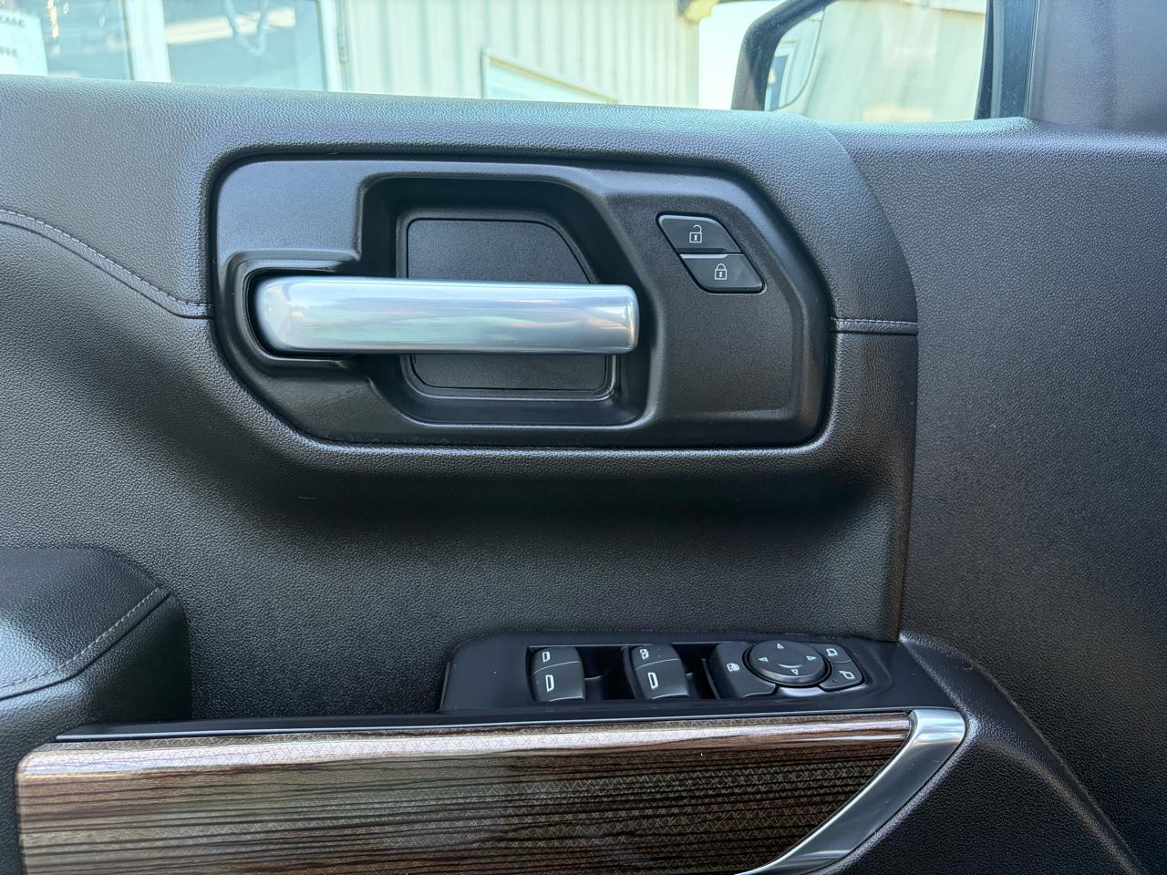 Chevrolet Silverado 1500 4WD Crew Cab 147" RST 2020
