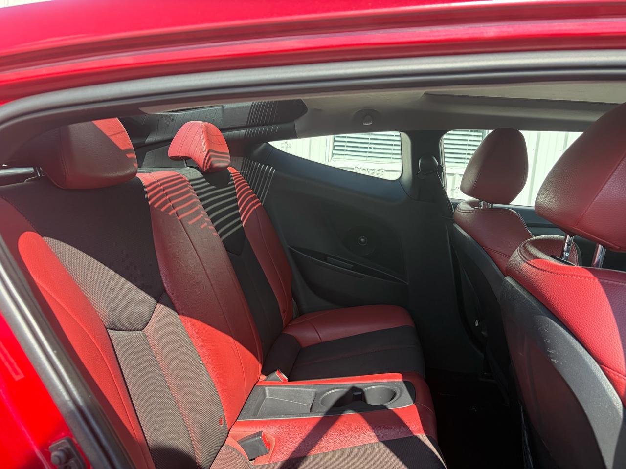 Hyundai Veloster Base 2014