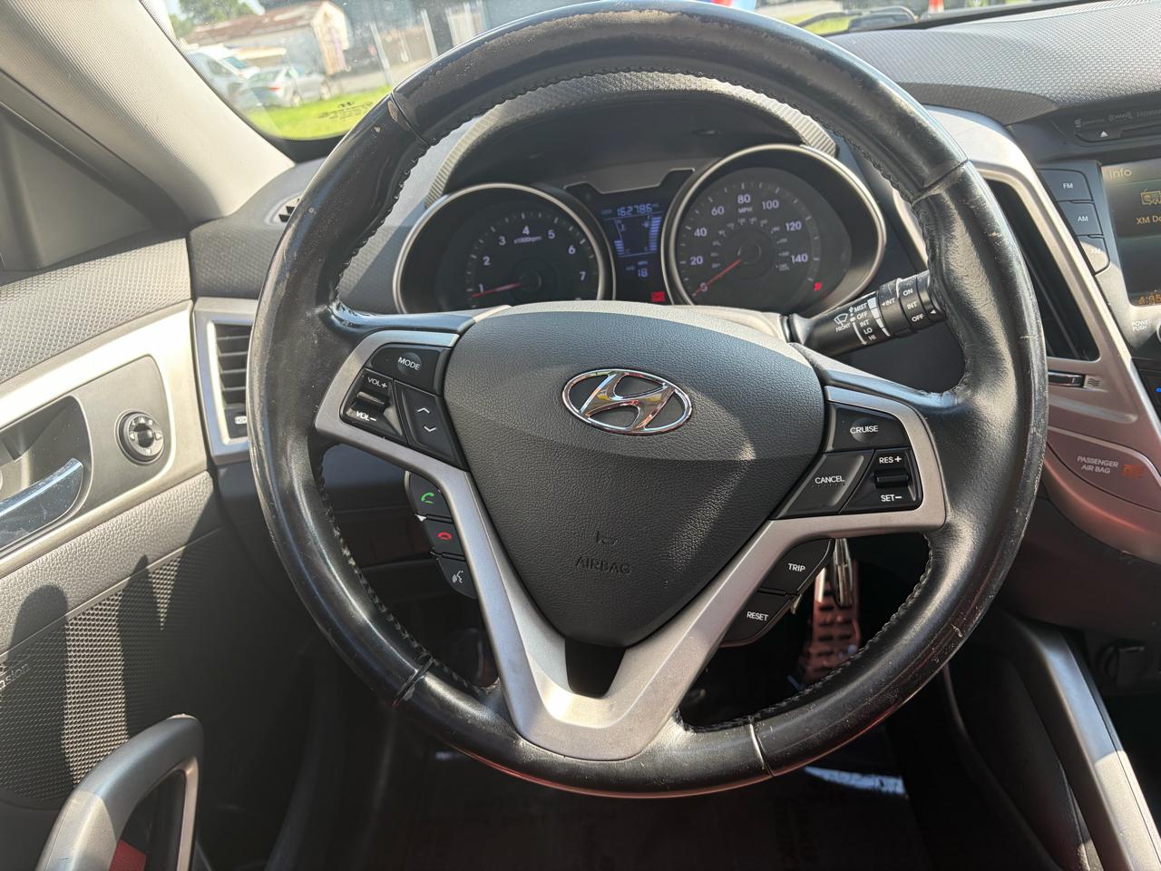 Hyundai Veloster Base 2014