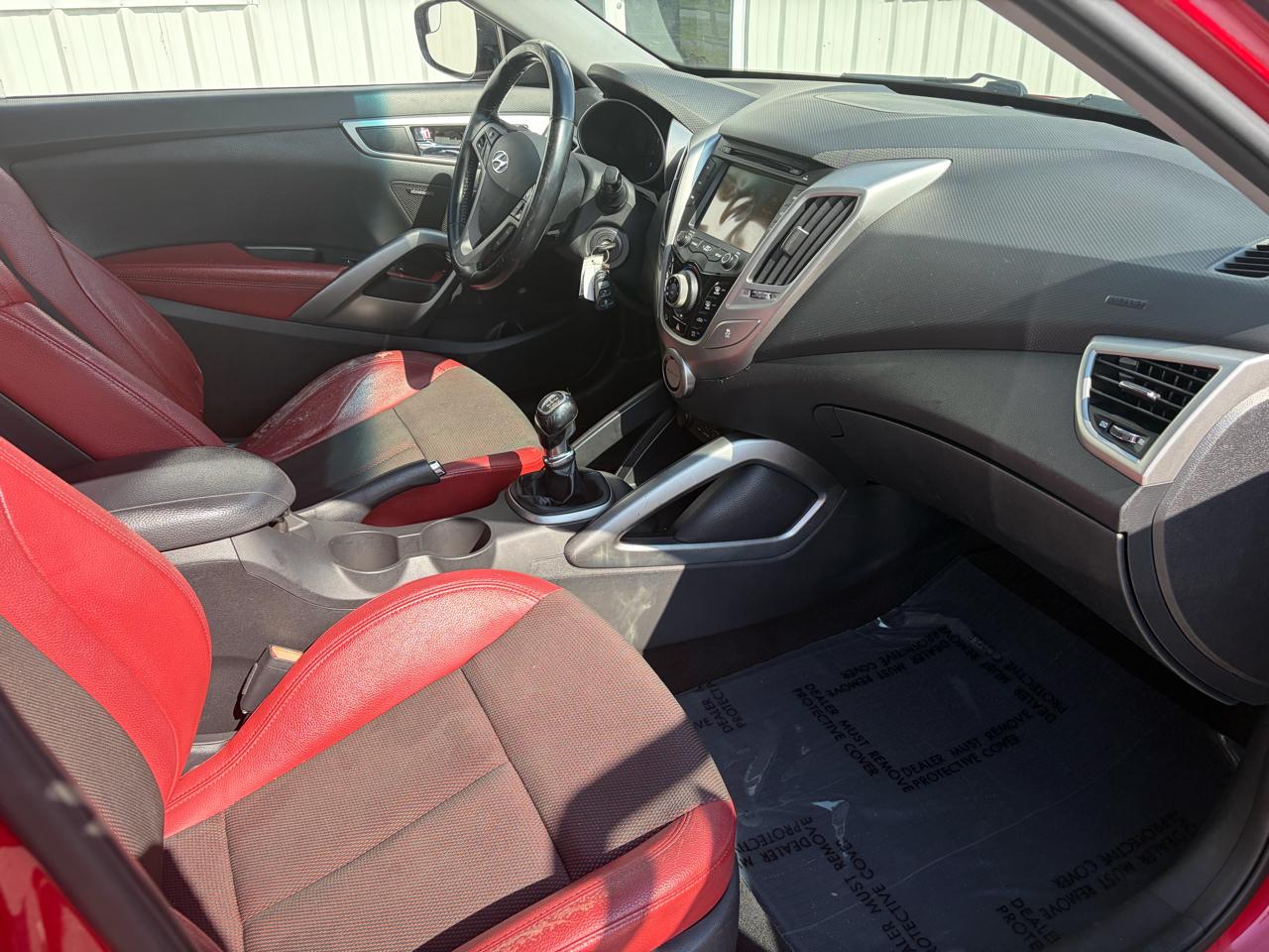 Hyundai Veloster Base 2014