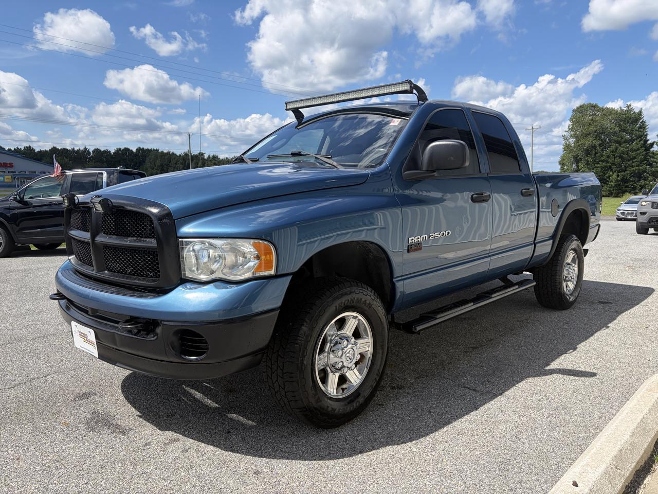 Dodge Ram 2500 4dr Quad Cab 140.5" WB 4WD SLT 2003
