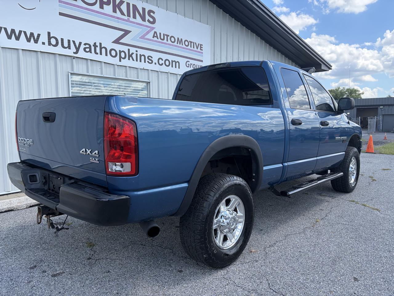Dodge Ram 2500 4dr Quad Cab 140.5" WB 4WD SLT 2003