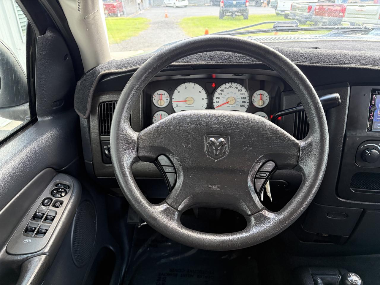 Dodge Ram 2500 4dr Quad Cab 140.5" WB 4WD SLT 2003