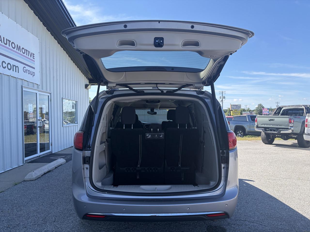 Chrysler Pacifica Touring Plus FWD 2018