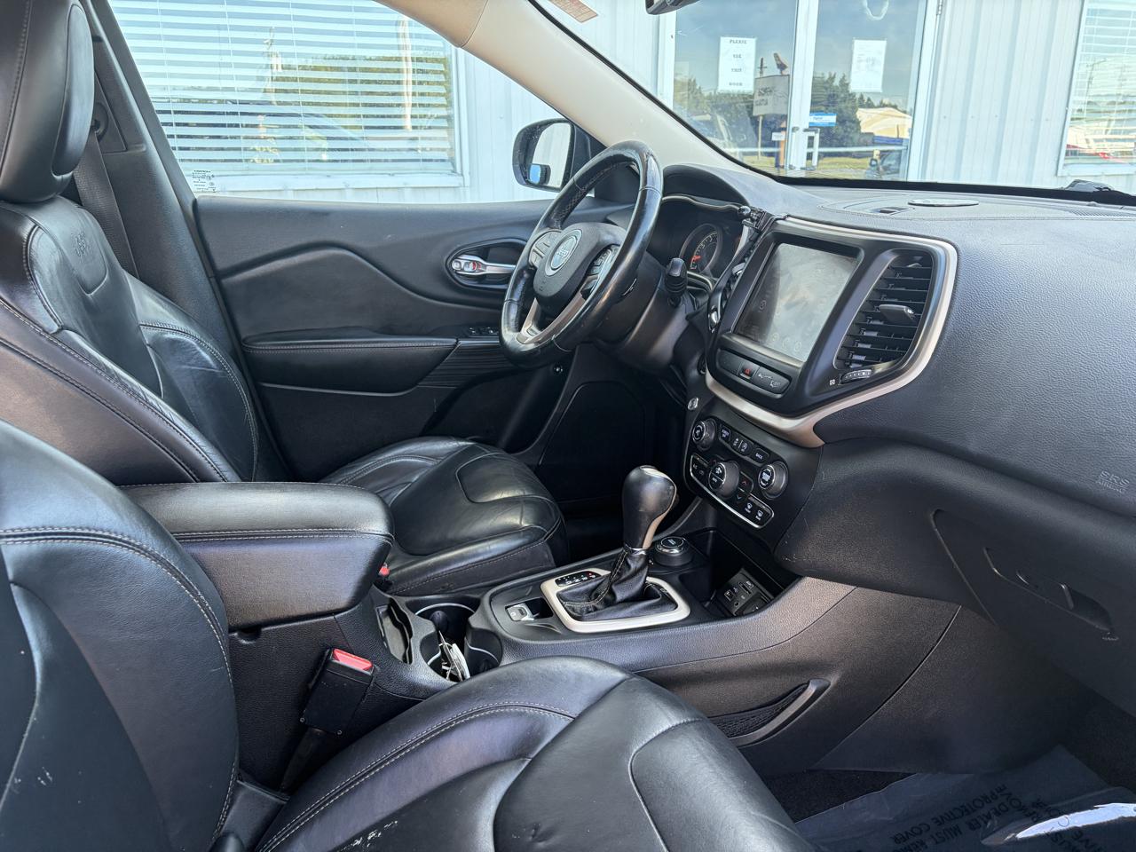 Jeep Cherokee 4WD 4dr Limited 2015