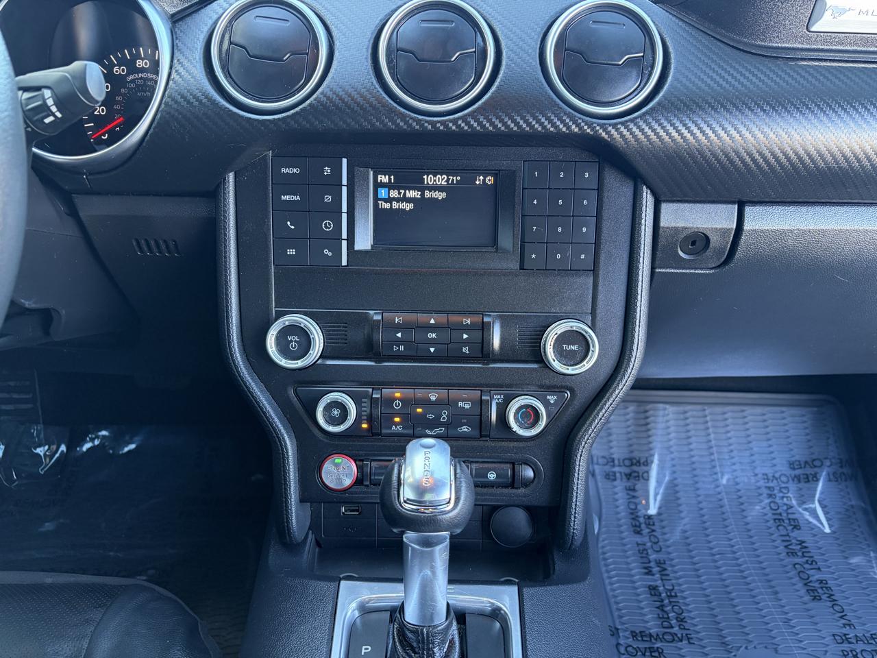 Ford Mustang EcoBoost Fastback 2021