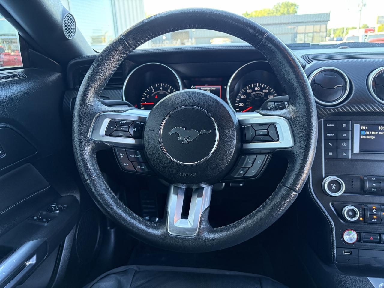 Ford Mustang EcoBoost Fastback 2021