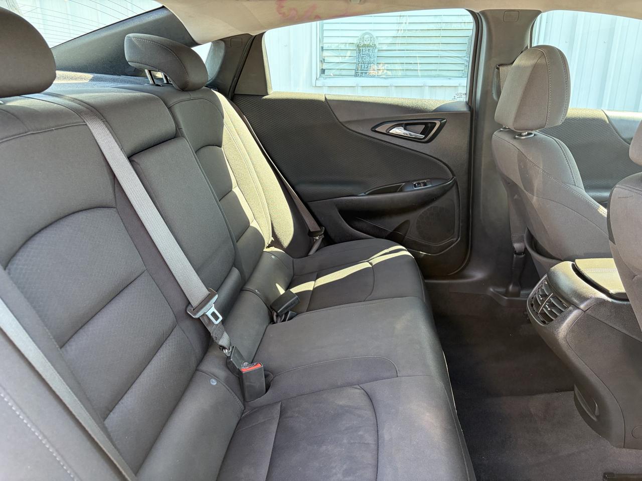 Chevrolet Malibu 4dr Sdn LT 2021
