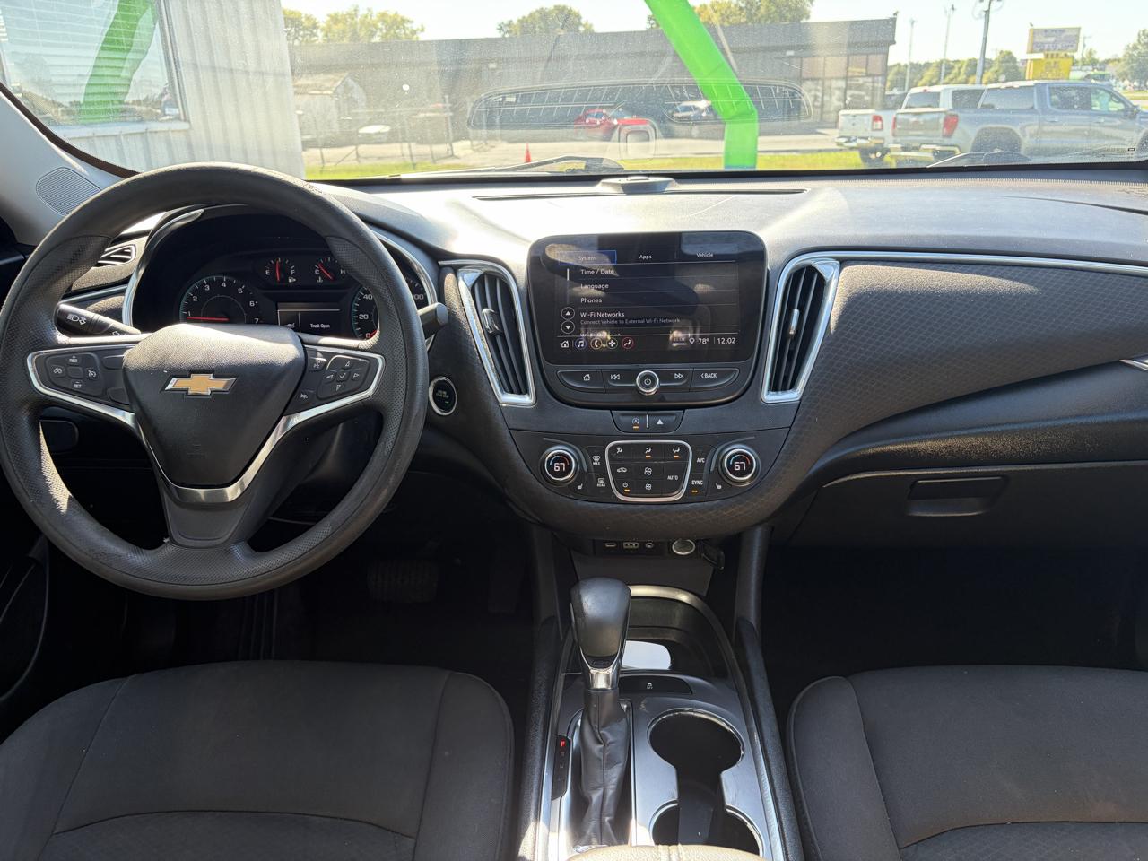 Chevrolet Malibu 4dr Sdn LT 2021