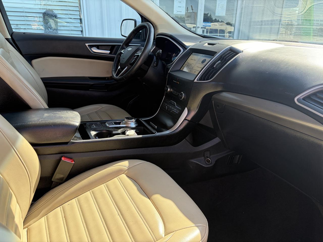 Ford Edge SEL FWD 2019