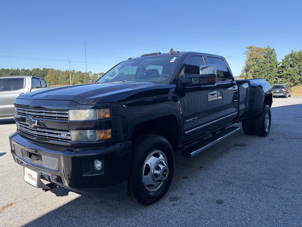 Chevrolet Silverado 3500HD Built After Aug 14  2015