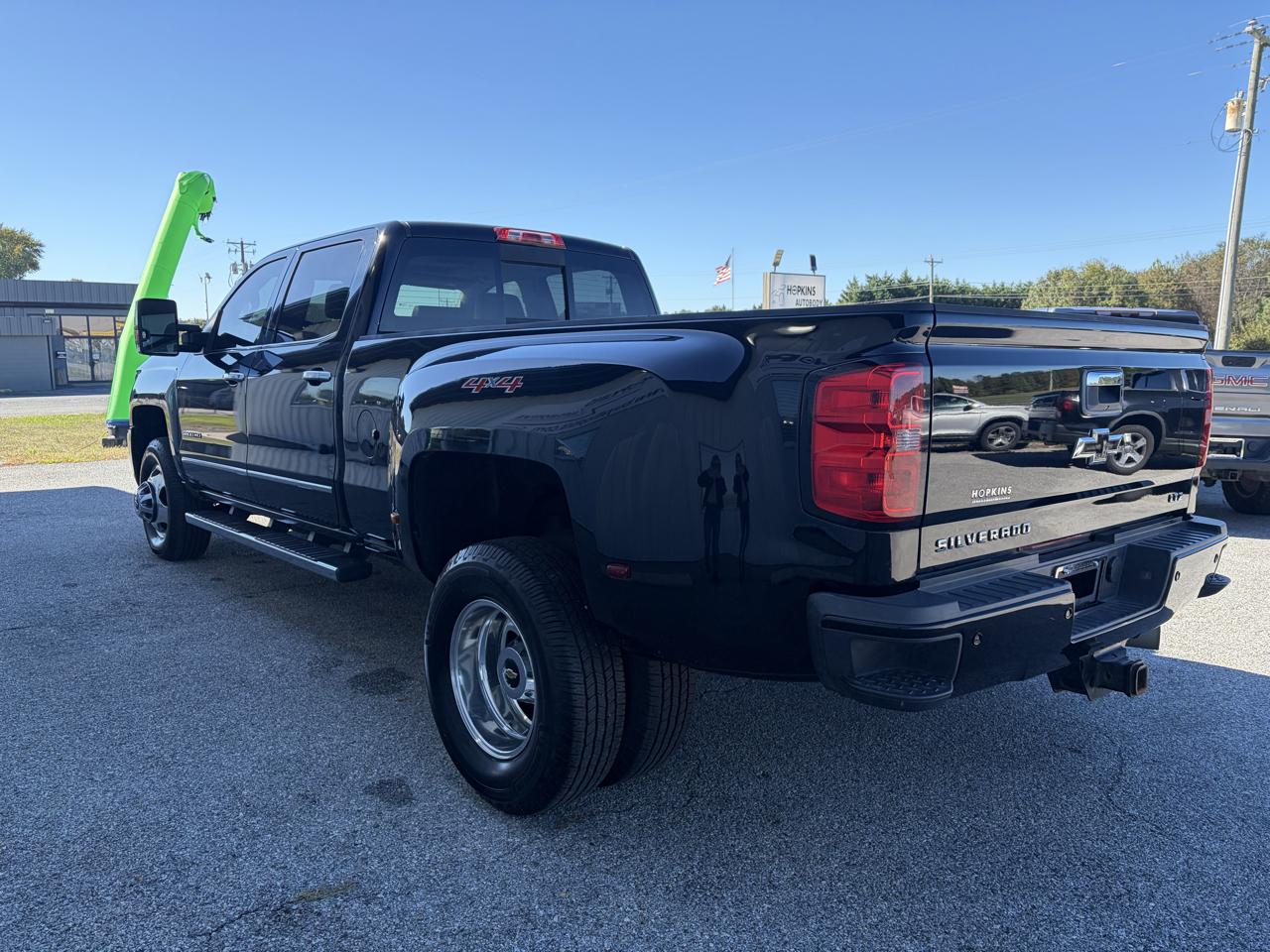 Chevrolet Silverado 3500HD Built After Aug 14  2015