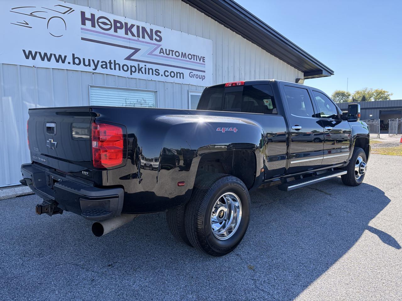 Chevrolet Silverado 3500HD Built After Aug 14  2015