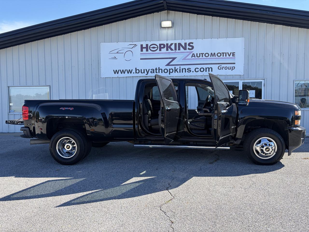 Chevrolet Silverado 3500HD Built After Aug 14  2015