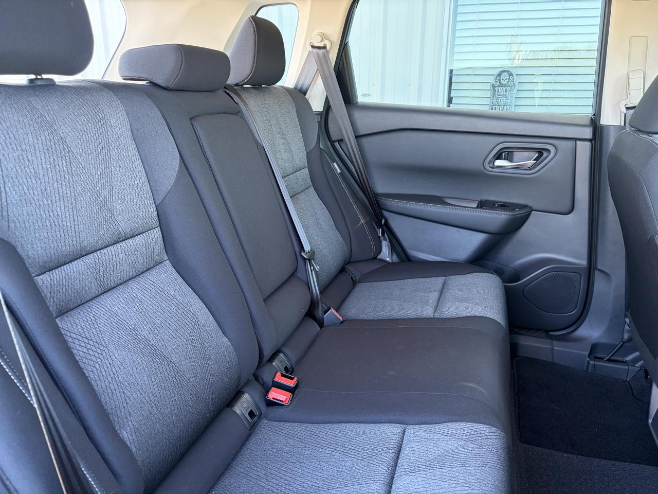 Nissan Rogue FWD SV *Ltd Avail* 2026