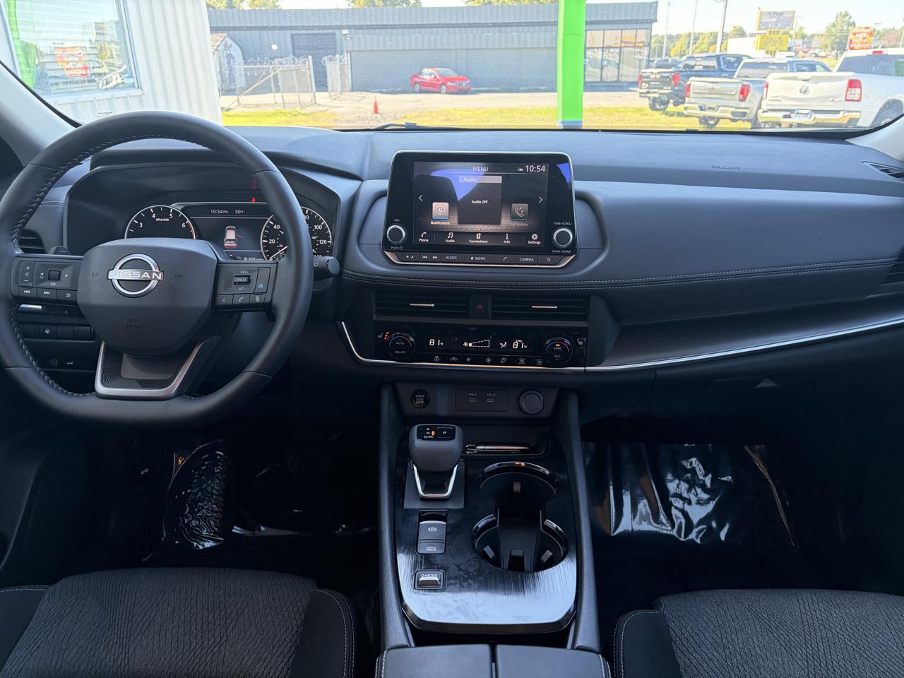 Nissan Rogue FWD SV *Ltd Avail* 2026