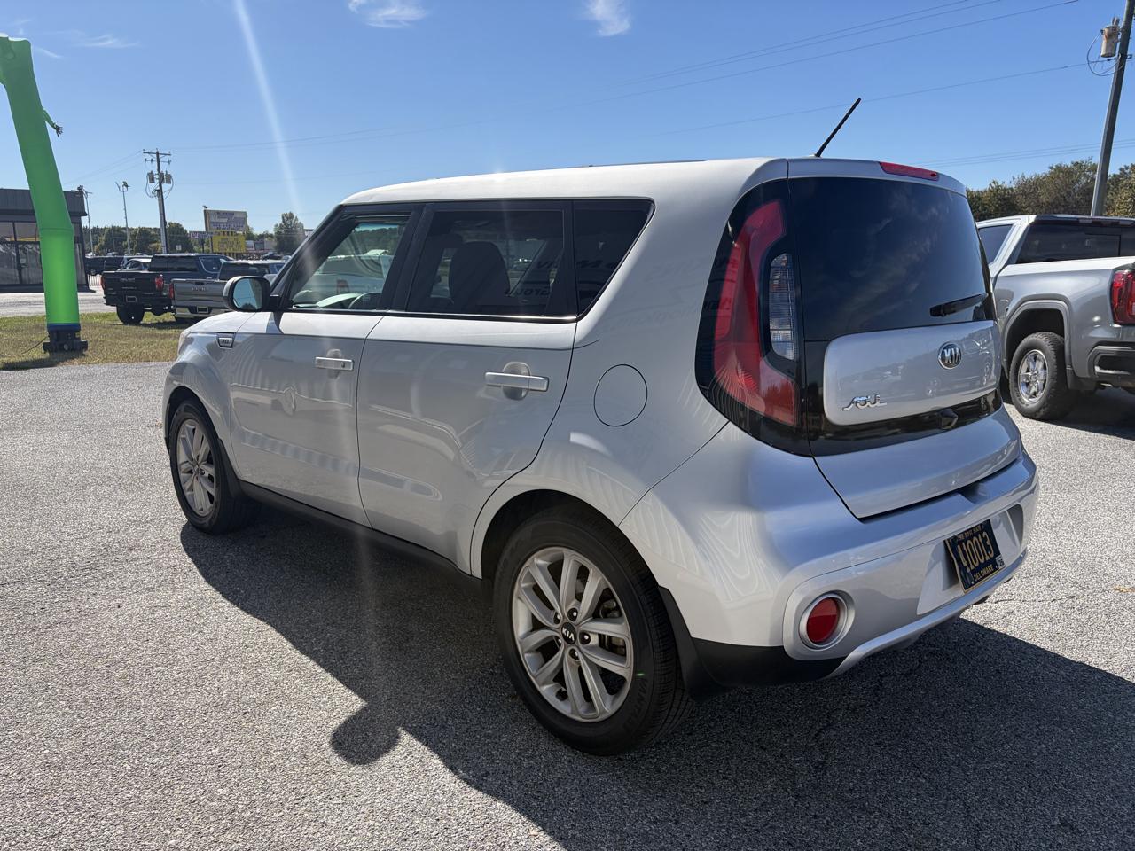 Kia Soul + Auto 2019