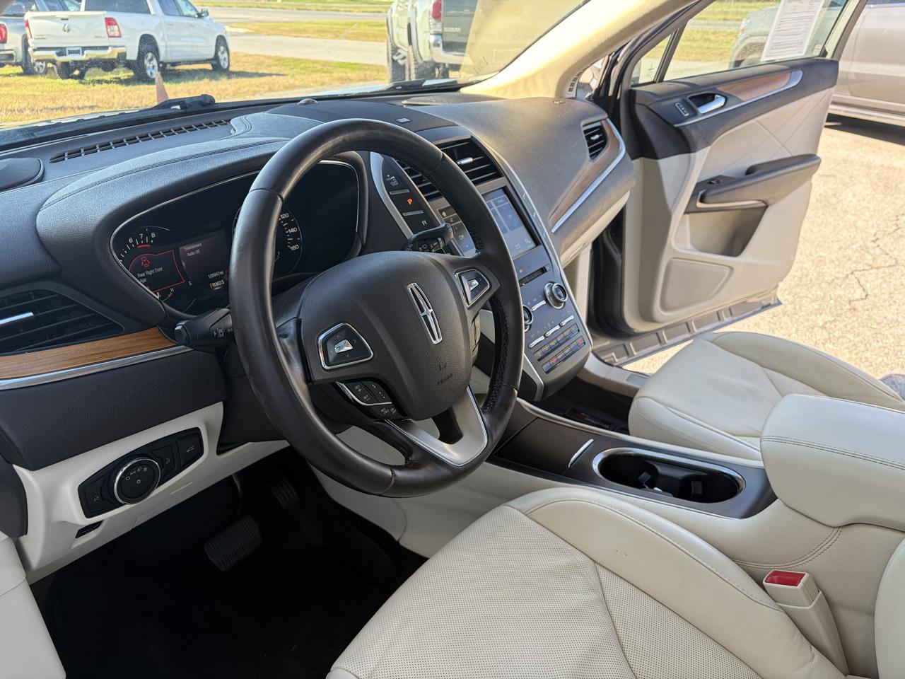 Lincoln MKC FWD 4dr Reserve 2016