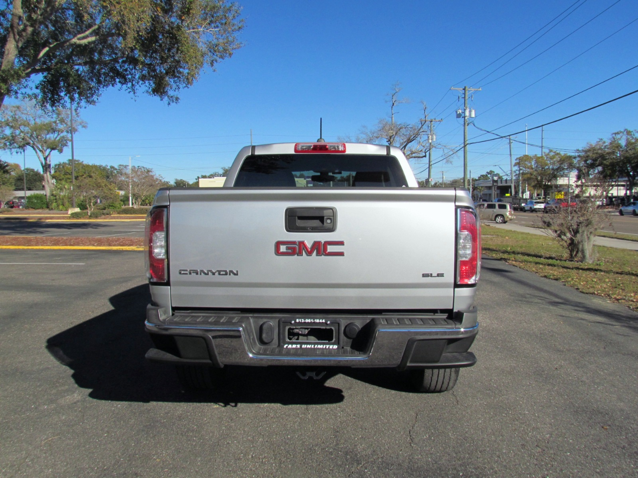 GMC Canyon SLE Crew Cab 2WD Short Box 2015