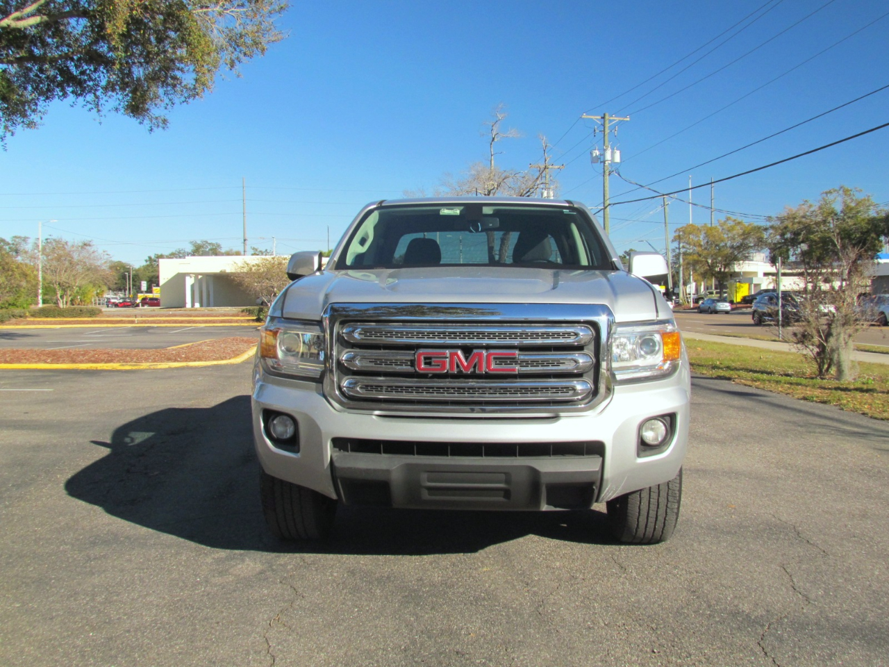 GMC Canyon SLE Crew Cab 2WD Short Box 2015