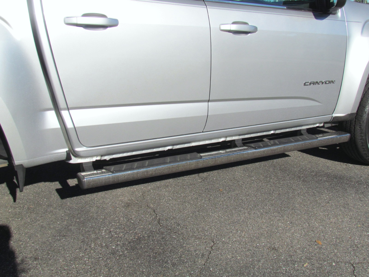 GMC Canyon SLE Crew Cab 2WD Short Box 2015