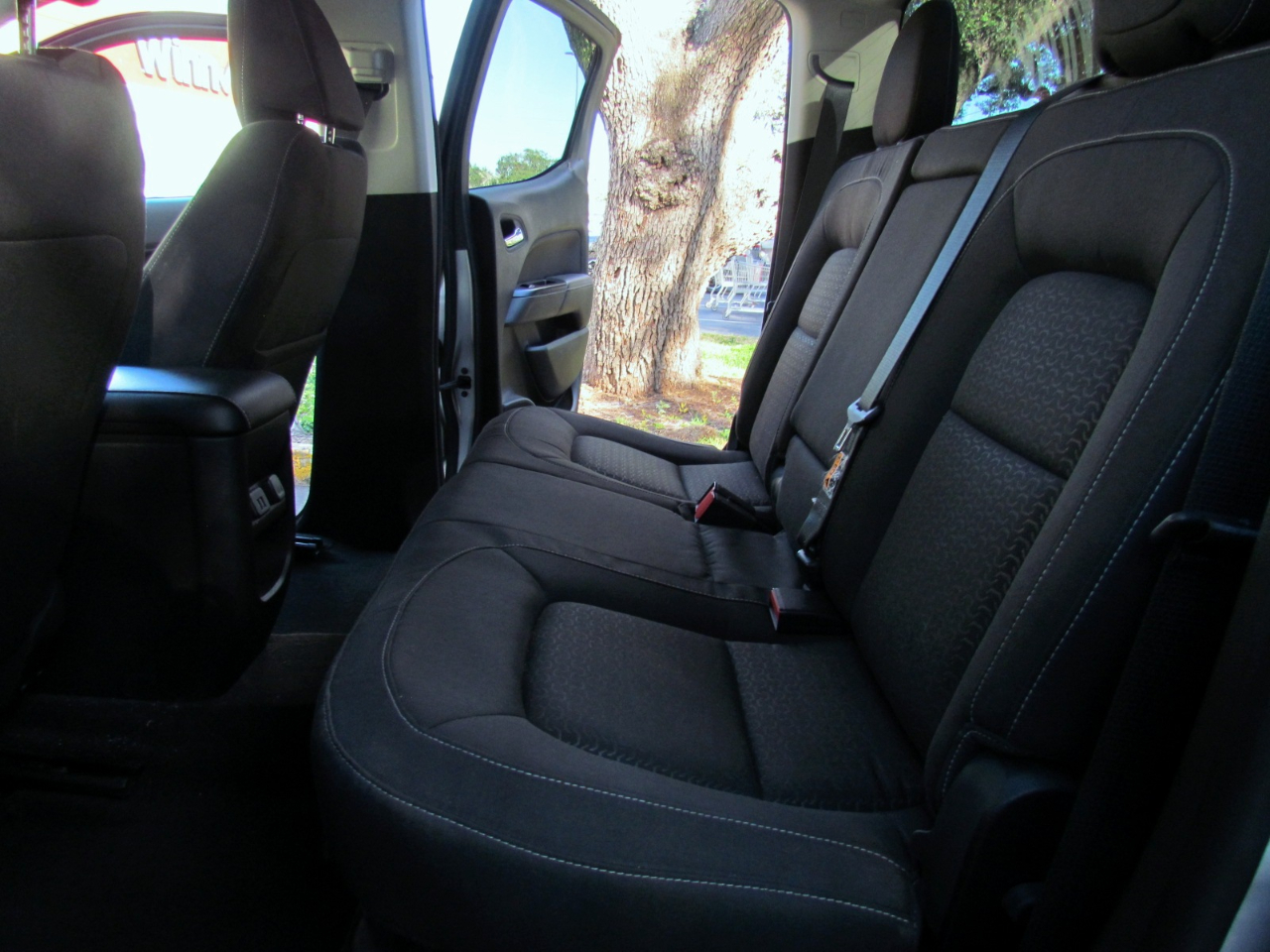 GMC Canyon SLE Crew Cab 2WD Short Box 2015