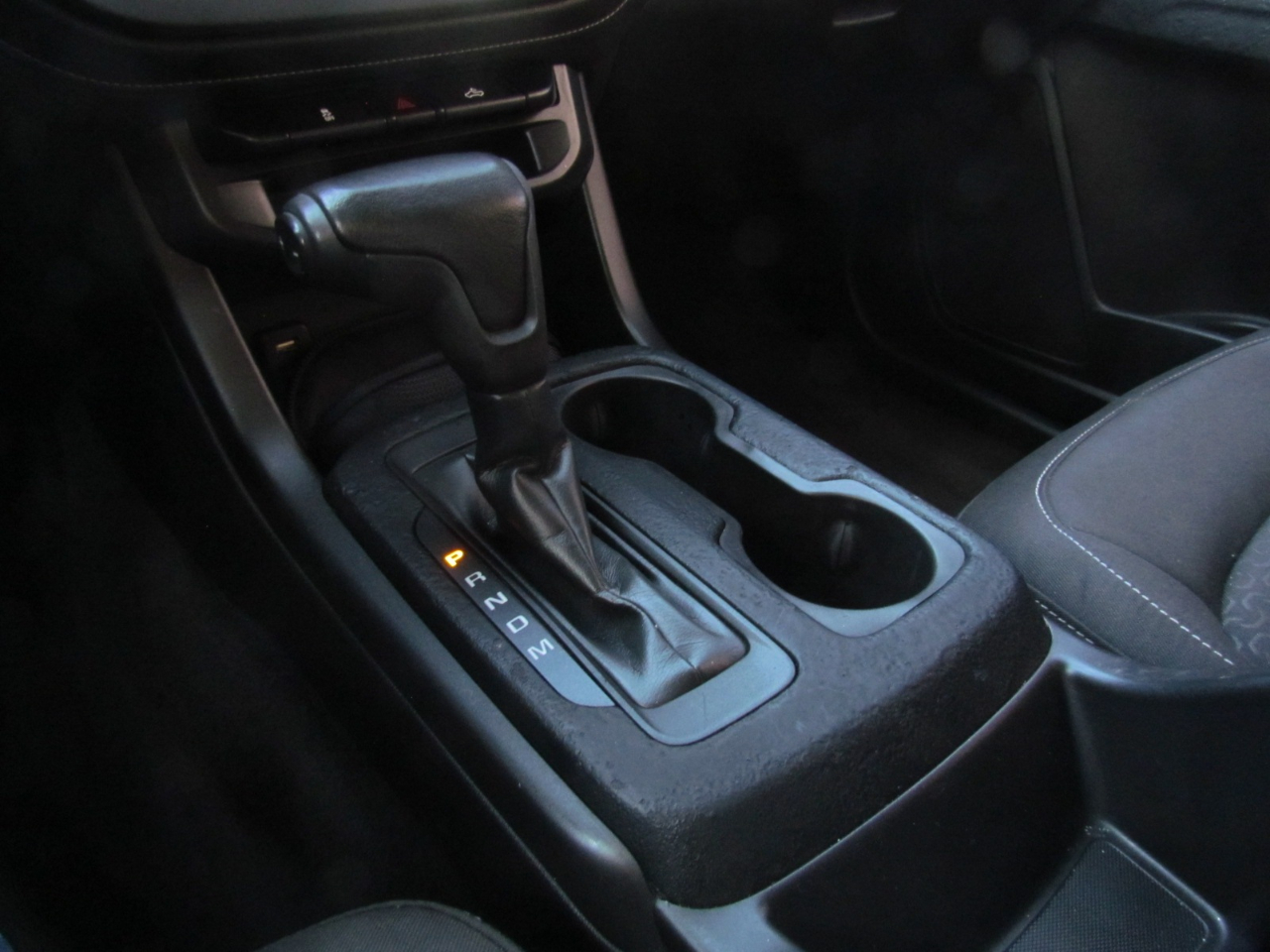 GMC Canyon SLE Crew Cab 2WD Short Box 2015